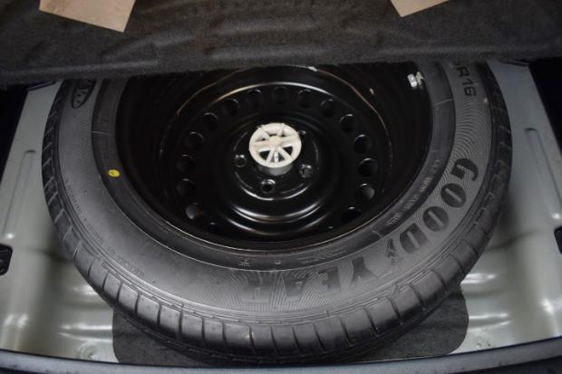 KIA SELTOS G 1.5 MT HTX 2020