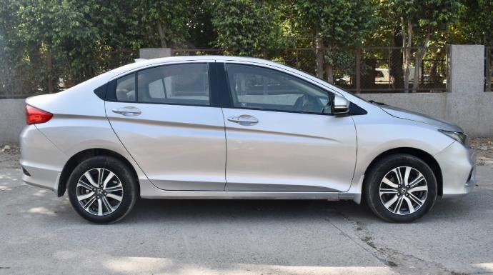 HONDA CITY 1.5 VX CVT 2017