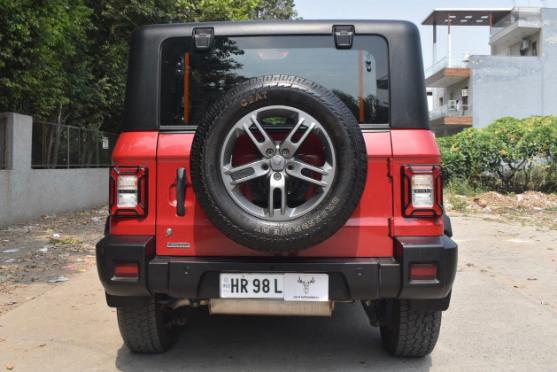 THAR LX 2WD AT 2023