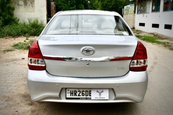 TOYOTA ETIOS 1.5 VX MT 2017
