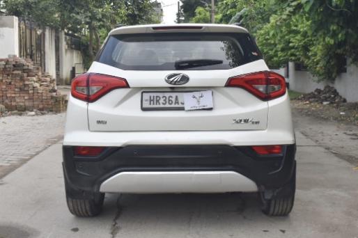 XUV300 W8 BS6 MT 2021