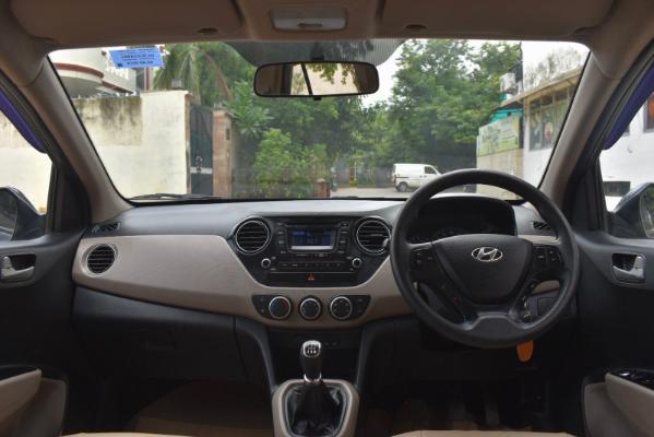 GRAND I10 1.2 SPORTZ 2015