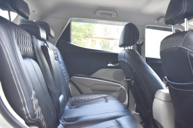 XUV300 W8 BS6 MT 2021