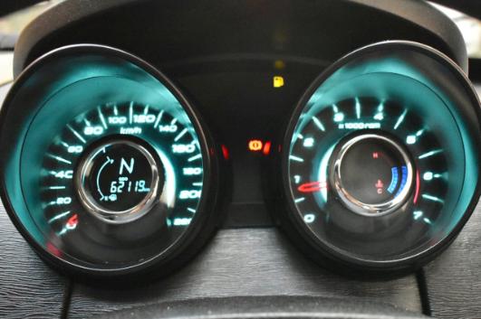 XUV500 W5 MT 2018