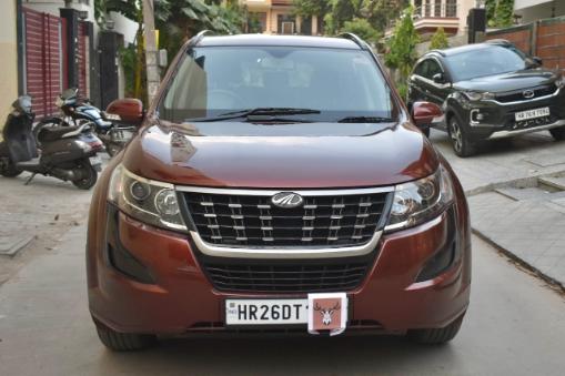 XUV500 W5 MT 2018