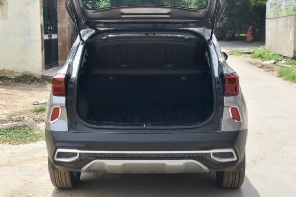 KIA SELTOS G 1.5 MT HTX 2020