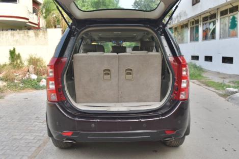 XUV 500 1.9 FWD W10 AT 2017