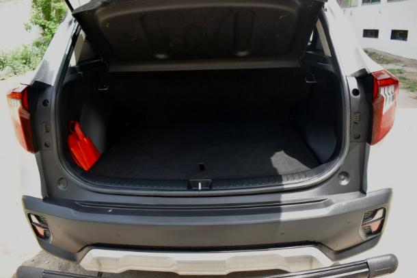 KIA SELTOS G1.5 HTK+ MT 2023