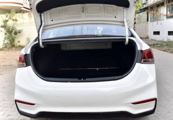 VERNA 1.6 VTVT SX MT 2018-19