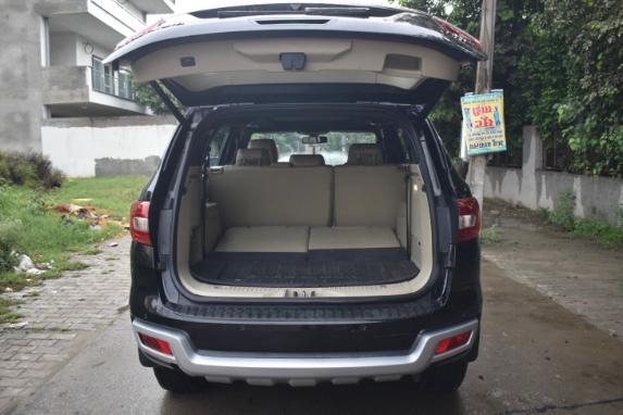 ENDEAVOUR 3.2 TITANIUM 4WD AT 2017