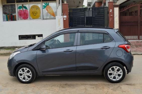 GRAND I10 1.2 SPORTZ 2015