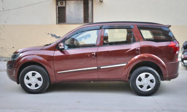 XUV500 W5 MT 2018