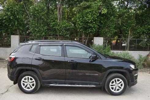 JEEP COMPASS SPORT+ MT 2019