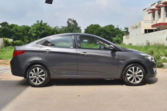 VERNA 1.6 S AT 2015