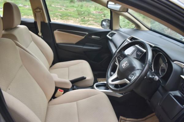 HONDA JAZZ 1.2 VX CVT AT 2018