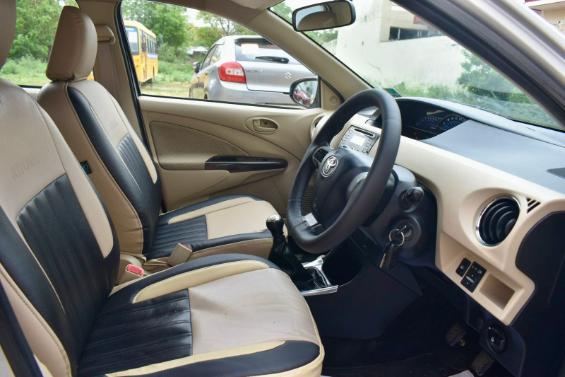 TOYOTA ETIOS 1.5 VX MT 2017