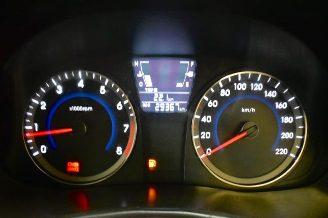 VERNA 1.6 SX MT 2015