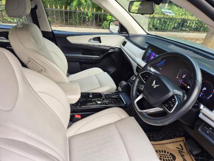 XUV 700 AXT DSL AT 2022