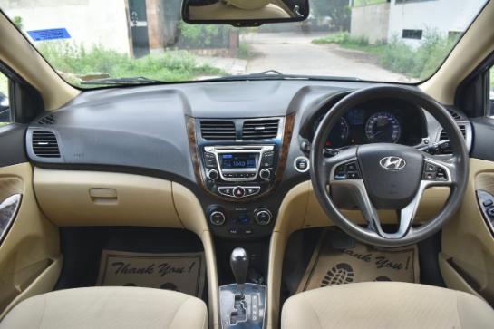 VERNA 1.6 S AT 2015
