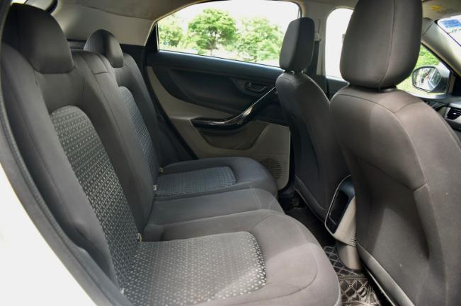 TATA NEXON 1.2  XMA RTN AT BS4 2019-20