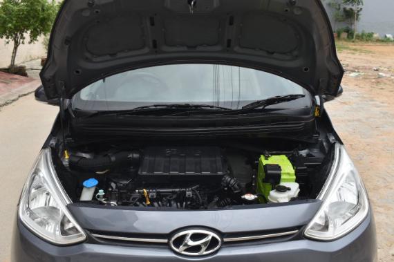 GRAND I10 1.2 SPORTZ 2015